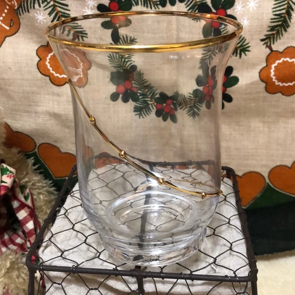 Pier 1 Swirline Blown Glass Gold Dot Swirl Vase 9 1/2” retired